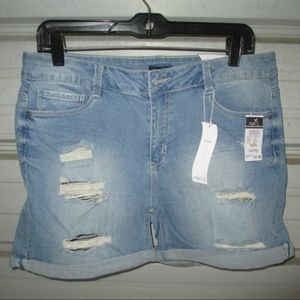 New! Size 13/14 New Distressed Jeans Shorts Rue21